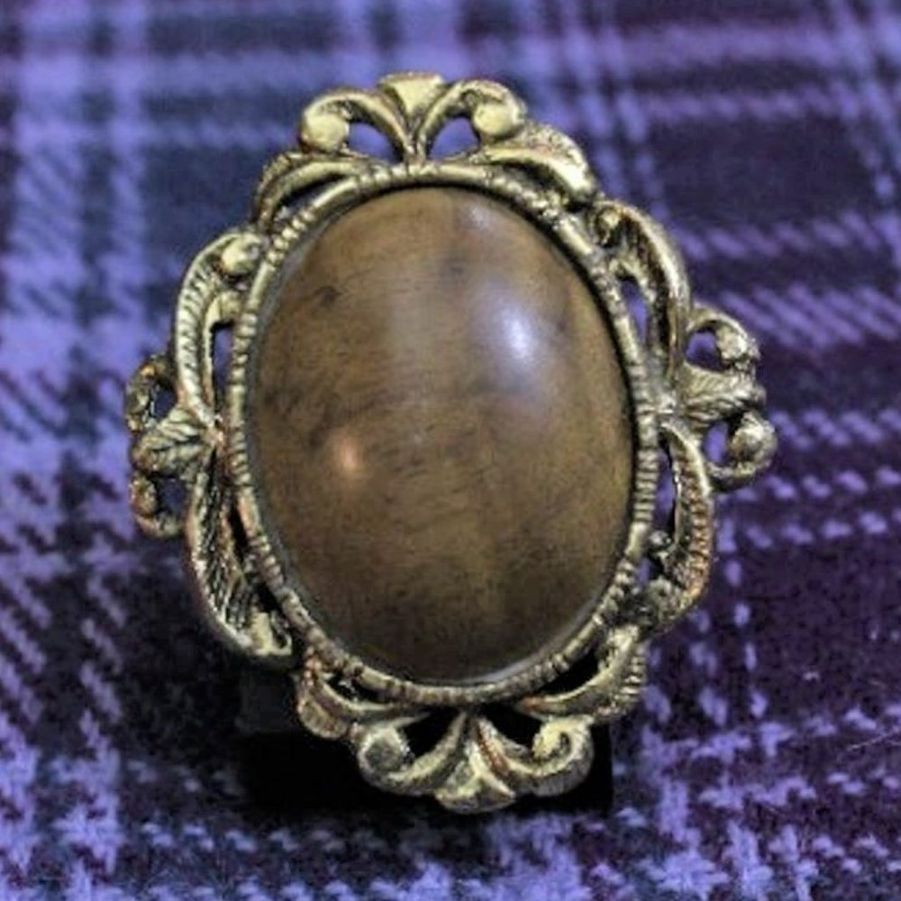 Wooden Vintage Pin Brooch